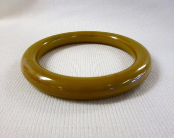 Vintage 30s Bakelite Bracelet Pea Soup Yellow Bangle TESTED
