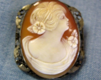 Vintage 1910s Edwardian Cameo 14k White Gold Brooch