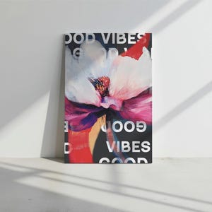 Póster "Buenas Vibras": Arte mural floral abstracto en rojo y blanco sobre negro. Póster imprimible vibrante para decoración moderna.