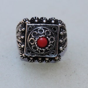 Vintage Black Oxidized Sterling Silver Filigree Prayer Box Stash Locket Ornate Handmade Ring Size 5
