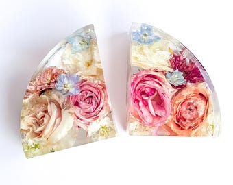 Resin Wedding Bouquet Bookends | Custom Floral Keepsake Preservation