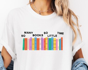 T-shirt Comfort Colors Bookworm: Garment-dyed Reader T-shirt