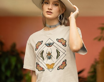 Vintage Butterfly T-Shirt: Retro Cottagecore Oversized Tee