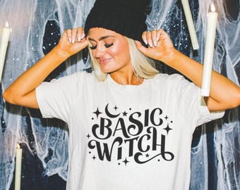 Camiseta básica de bruja, camiseta de bruja, camiseta de Halloween, camiseta de bruja de Halloween, camiseta básica de bruja de Halloween, camiseta básica de bruja, camiseta de fiesta de Halloween