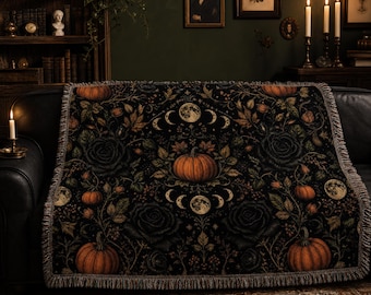 Manta de Halloween gótica con calabazas, decoración rústica y mágica para el hogar, manta tejida con rosas negras y fases lunares, regalo de otoño de estilo Dark Academia.