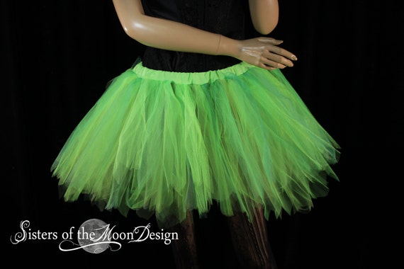 Black Tulle Skirt Holiday Look - Gift Guide for Her - Dawn P