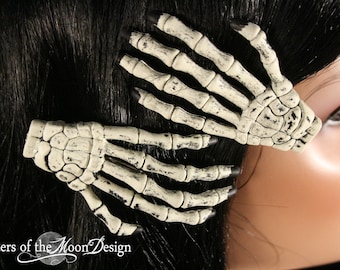 Skeleton bone hands hair clips with painted Black nails pair set Halloween goth gothic creepy spooky girl alternative Grunge