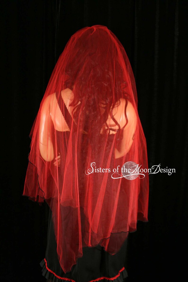 Black roses gothic wedding veil bridal bride headpiece red goth halloween costume lydia fingertip length Ready to ship Sisters of the Moon image 3