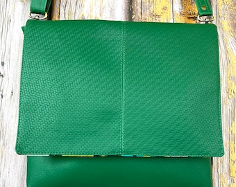 Satchel vegan faux leather pleather bag green cross body crossbody adjustable strap zipper pocket messenger bag