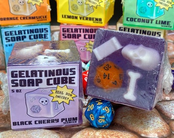 Gelatinous Cube Soap- Black Cherry Plum- with D20 - 5 oz- Geek Gift - DnD - RPG -  Gamer Gift