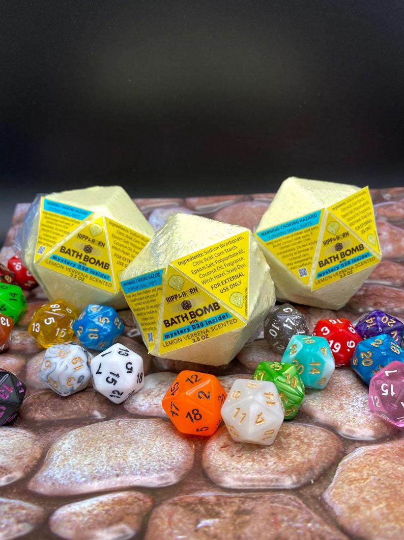 MYSTERY D20 Bath Bomb Choose Your Scent Dungeons and Dragons Nerdy Gift Geek Gift Pathfinder Mystery Dice DND Fizzy Bath Lemon Verbena