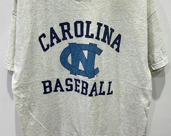 VTG Carolina Tar Heels tshirt size L