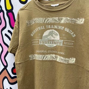 Vintage 2000s Jurassic Park Movie tshirt size M