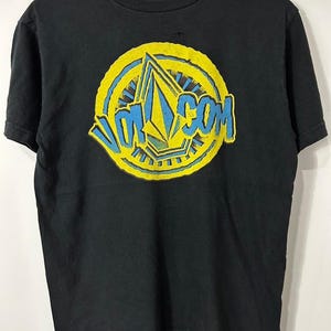 Vintage 2000s Volcom Skateboard tshirt size M