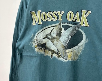 Vintage 2000s Mossy Oak tshirt size M