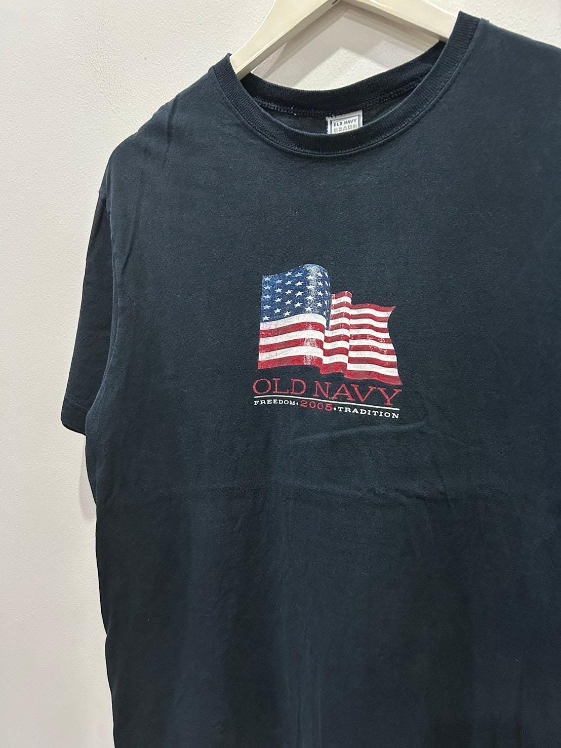 Vintage 2000s Old Navy Tshirt Size M - Etsy