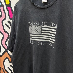Vintage 2000s Made in USA tshirt size XL