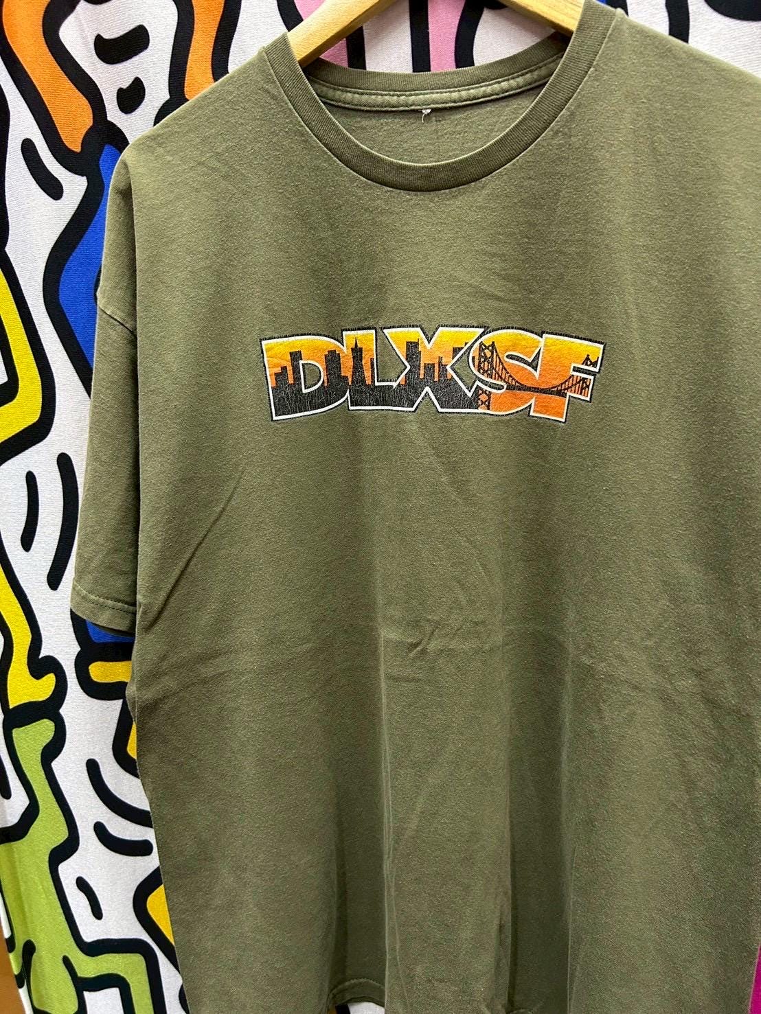 Vintage 2000s DLXSF Skateboard tshirt size XL