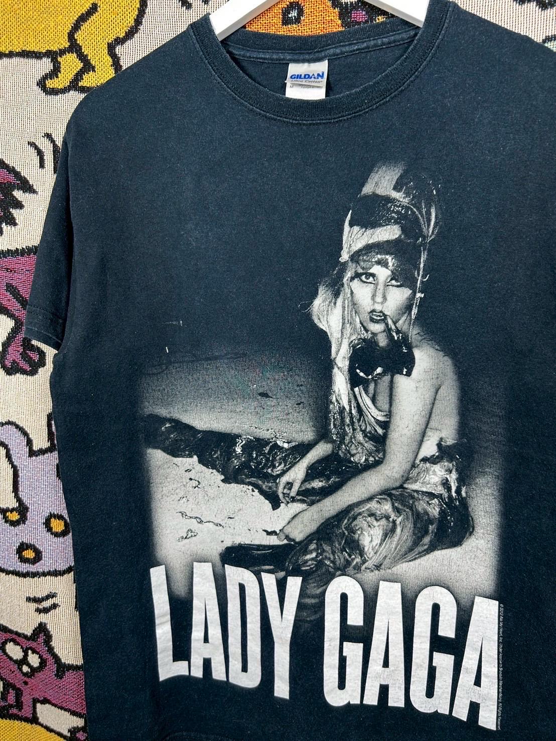 Lady gaga tour shirt - Etsy 日本