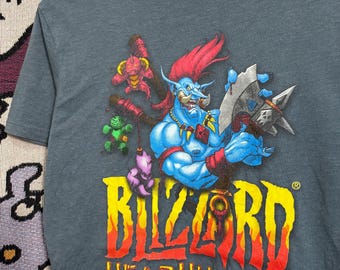 Vintage 2000s World of Warcraft tshirt size fits like M