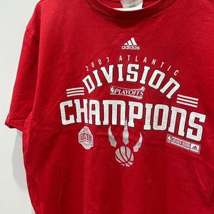 VTG Toronto Raptors tshirt size M