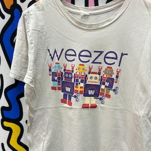 Vintage 2005 Weezer Band tshirt size S