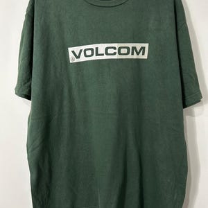 Vintage 2000s Volcom Skateboard tshirt size XL