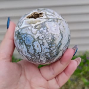 Druzy Moss Agate Sphere – 1 lb 2.4 oz / 74.3 mm – Nature’s Healing, Abundance & Grounding Energy