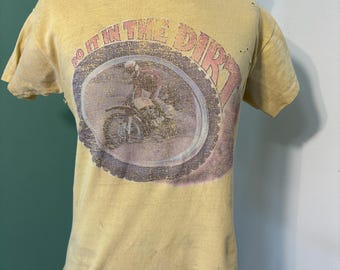 Vintage 1970’s 1980’s Thrashed Do It in the Dirt Men’s T-Shirt