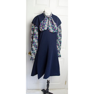 Vintage 1970&#39;s Geoffrey Beene Designetr Long Sleeved Dress Flip Skirt