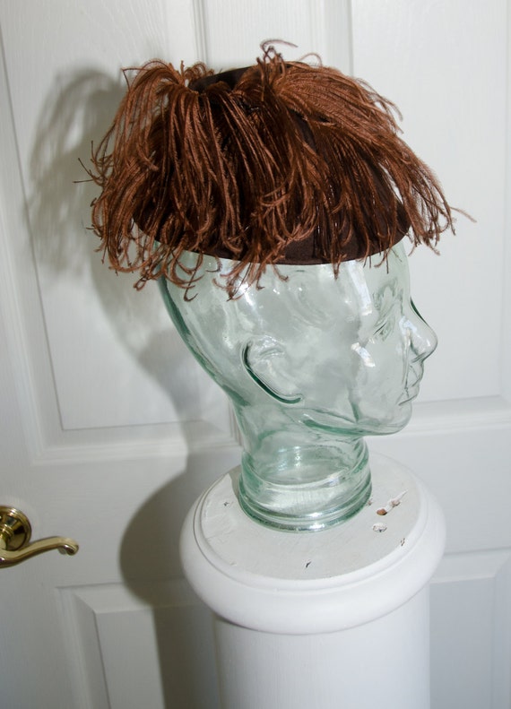 Vintage 30’s Brown Felt Tilt Toy Ostrich Feather W