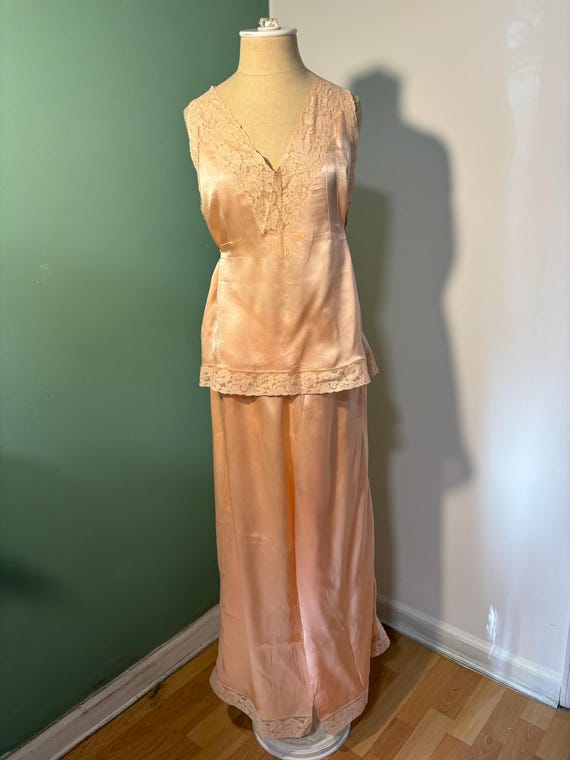 Vintage 1930’s  Silk Lace Beach Pajamas - image 2