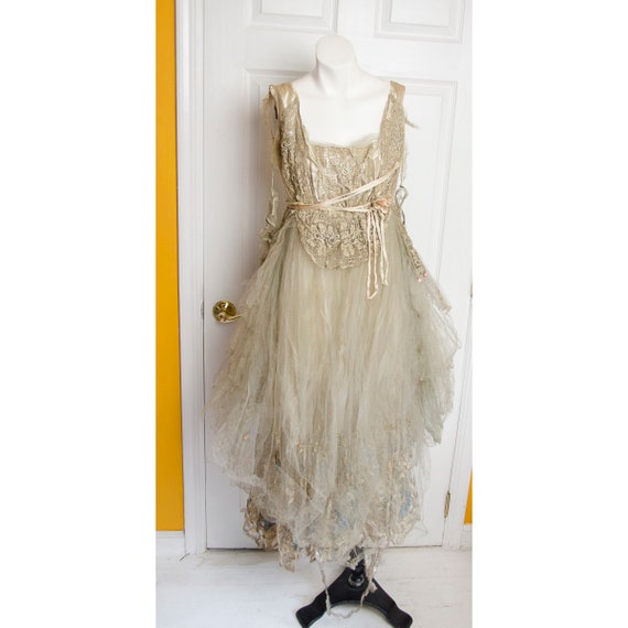 Dreamy Vintage 1920's Frothy Antique Evening Dress