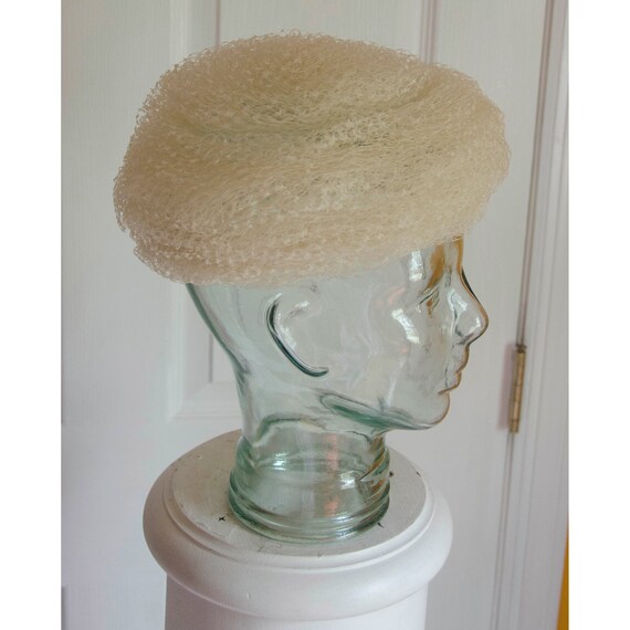Frothy Cream Color Netted Woman's Hat - image 4