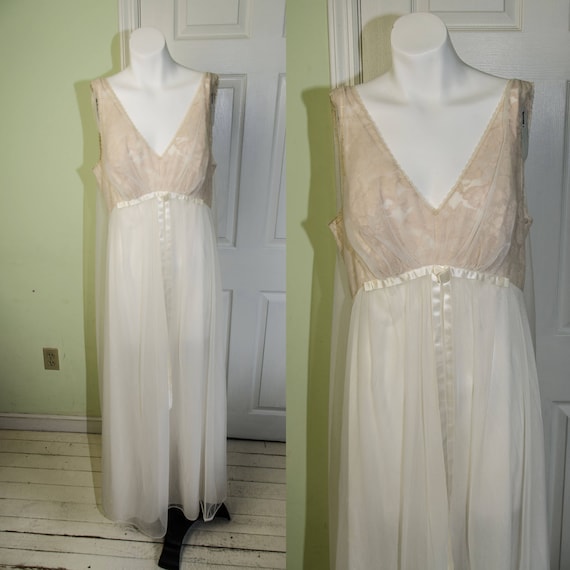 Vintage Cream Vanity Fair Lace Draped Nightgown 38