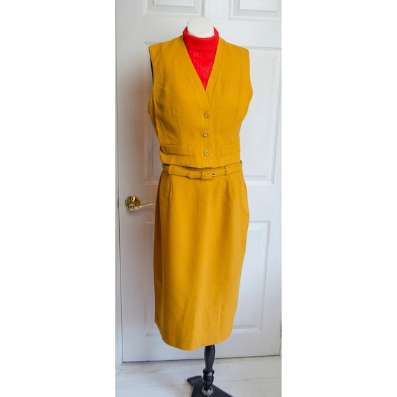 Vintage 1960's Woman's Koret of California Sleevel