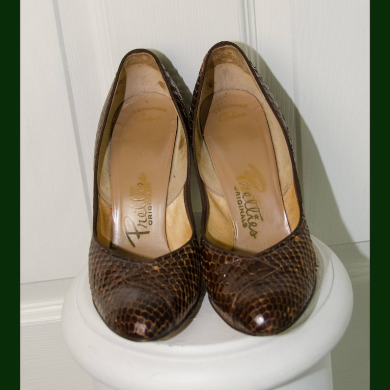 Vintage 1950's Woman's Crocodile Pin up Shoe - Etsy