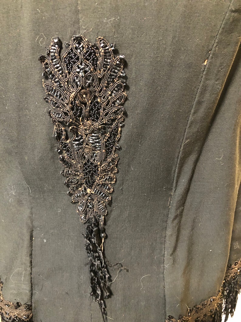 Black Capelet main image 1