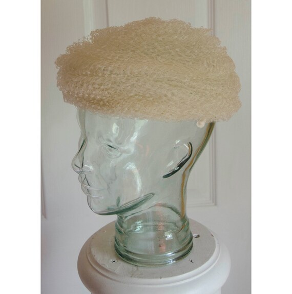 Frothy Cream Color Netted Woman's Hat - image 2