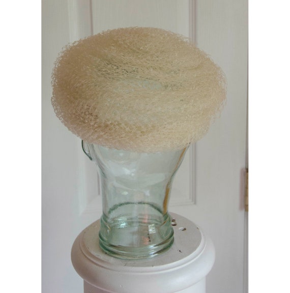 Frothy Cream Color Netted Woman's Hat - image 3