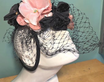 Vintage 1930’s Women’s Floral Hat with Veil