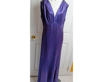 1930's 1940's Woman's Dark Purple Sleeveless Bias Gown