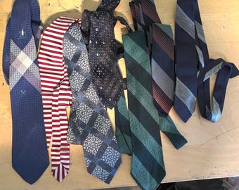 Lot of 8 Vintage Men’s 1950’s Atomic Ties
