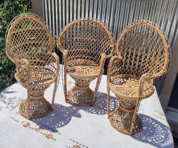 Vintage Wicker Peacock Fan Back Chair: Doll Furniture or Plant Stand