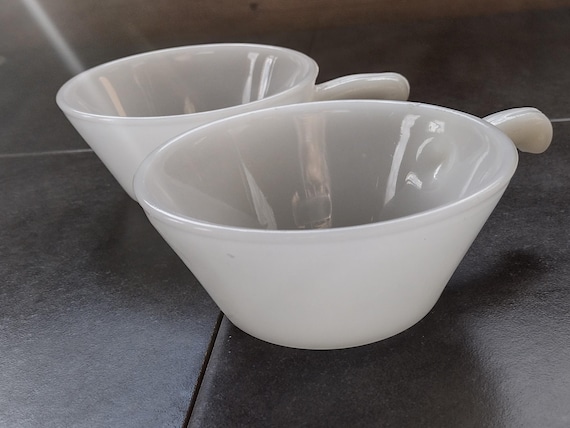 Vintage Anchor Hocking Fire King Ovenproof Milk Glass Bowl With