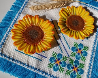 Vibrant fused glass sunflower ornamental decorative trinket ring dish