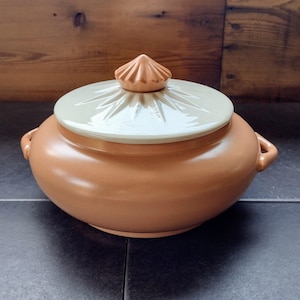 Vintage AC Davey California USA Casserole Dish with Lid MCM Servingware Spaceship