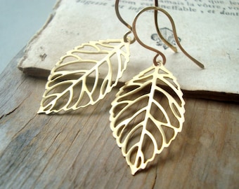 Gold Leaf Earrings. Nature Inspired, Gold Metal Pendant Earrings, Woodland Jewelry, Leaf Pendants, Gold Cutout Leaves, Fairycore Earrings