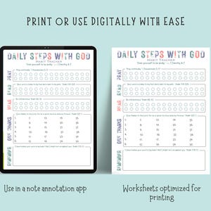 Może przedstawiać: Cyfrowy tracker nawyk&oacute;w na tablecie i wydrukowany arkusz. Tekst brzmi "Daily Steps With God" i zawiera sekcje modlitwy, czytania, słuchania, dziękczynienia i pamiętania. Widoczny jest r&oacute;wnież tekst "Print or use digitally with ease".