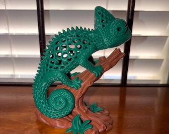 6" Voronoi Chameleon Sculpture – Geometric Reptile PLA Art Piece